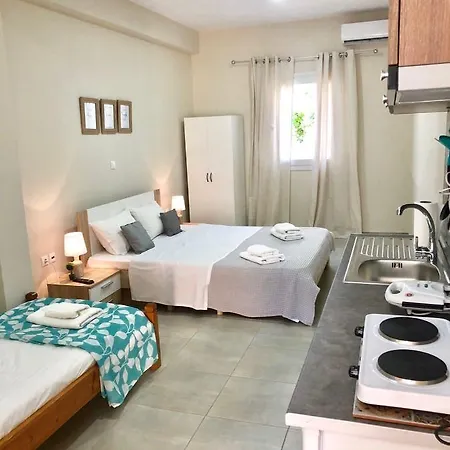 Konstantinos Apartment *